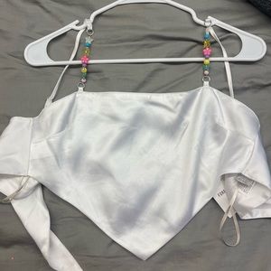 BRAND NEW NEVER WORN. Forever 21 Top.